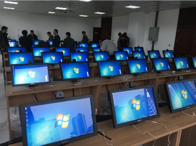 蘇州園區(qū)車管所考試機(jī)27臺(tái)、學(xué)習(xí)機(jī)48臺(tái)、排隊(duì)叫號(hào)系統(tǒng)